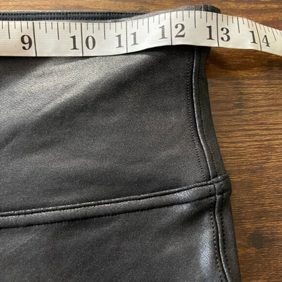 SPANX Faux Leather Leggings black size medium - Picture 11 of 14